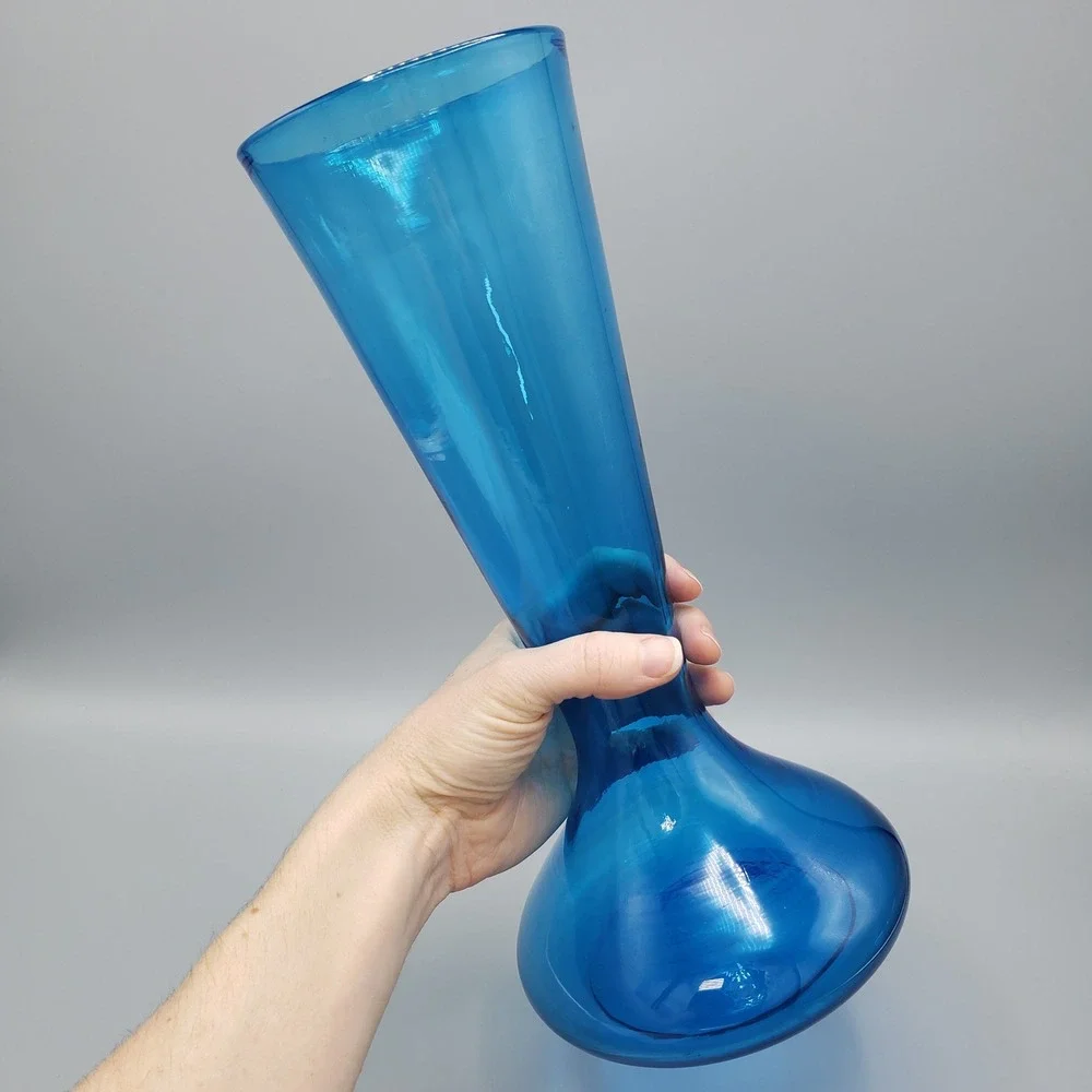 VTG Mid Century Modern Blue Glass‎ Hourglass Vase 12
